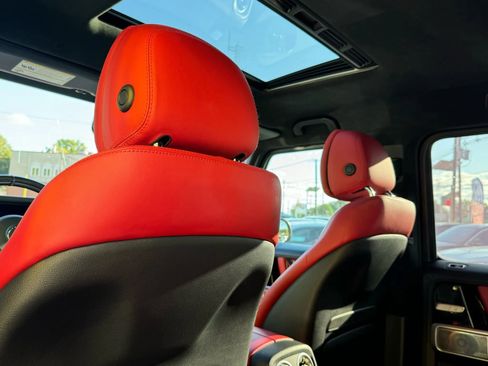 Used 2020 Mercedes-Benz G 63 AMG G 63 AMG Sport Utility 4D image 32