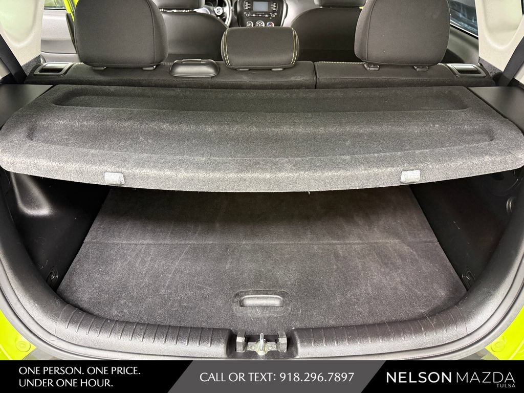 Used 2016 Kia Soul + FWD image 44