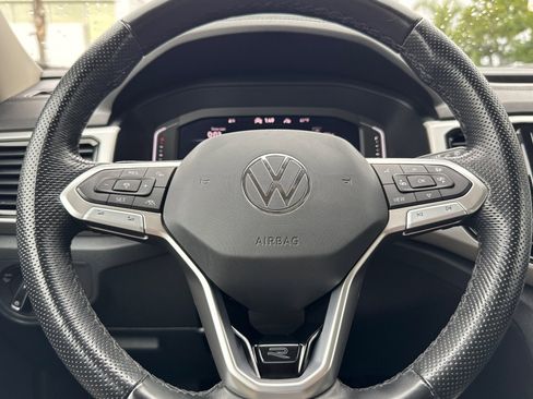 Used 2023 Volkswagen Atlas SEL Premium image 25