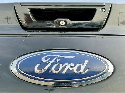 Used 2016 Ford F150 Lariat image 15
