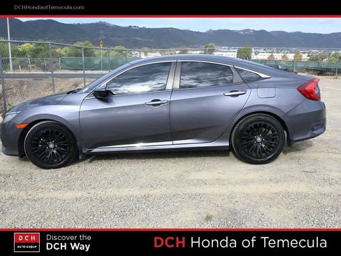 Used 2016 Honda Civic EX image 4
