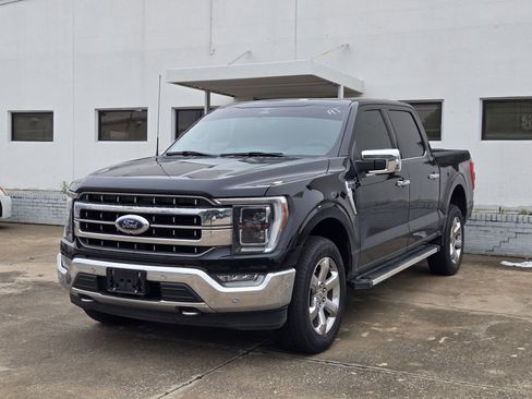 Certified 2023 Ford F150 Lariat w/ Equipment Group 502A High image 3