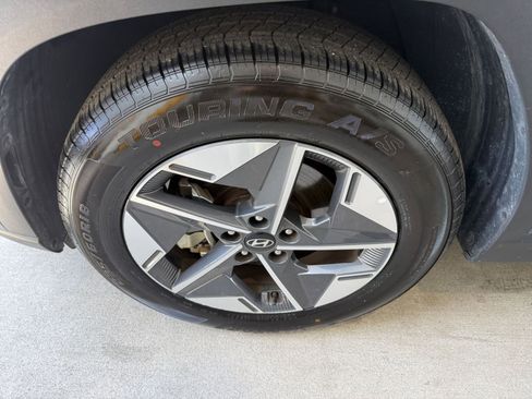 Used 2025 Hyundai Tucson SEL FWD image 32