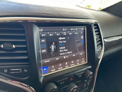 Used 2018 Jeep Grand Cherokee Trackhawk AWD/4WD image 7