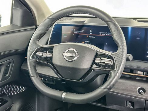Certified 2025 Nissan Ariya AWD image 16