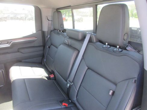 New 2026 GMC Sierra 1500 Denali AWD/4WD image 13