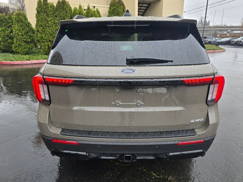 New 2026 Ford Explorer ST-Line w/ ST-Line Street Pack image 6