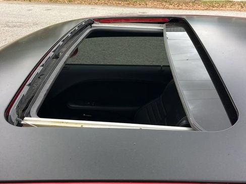 Used 2016 Dodge Challenger SRT Hellcat image 12