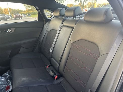 Used 2024 Kia Forte GT image 32