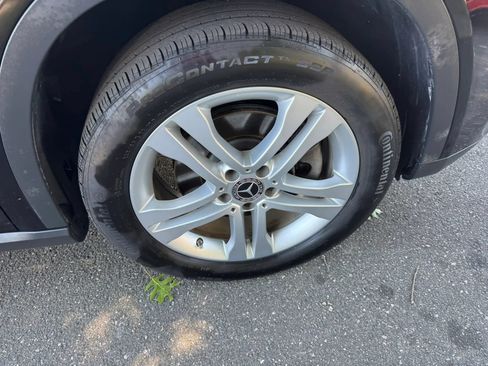 Used 2019 Mercedes-Benz GLA 250 4MATIC image 17