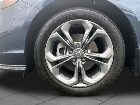 Used 2024 Honda Accord EX image 11