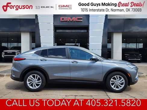 New 2026 Buick Envista Preferred w/ Convenience I Package FWD image 2