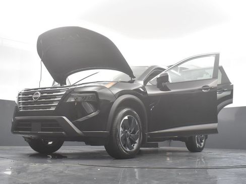 New 2026 Nissan Rogue SV w/ SV Premium Package image 39