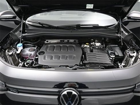 New 2026 Volkswagen Tiguan SE R-Line image 15