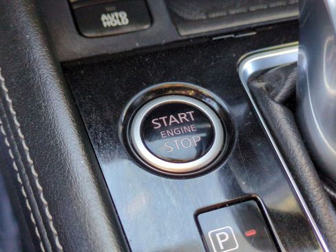 Used 2024 Nissan Kicks SR w/ Interior Electronics Package image 19