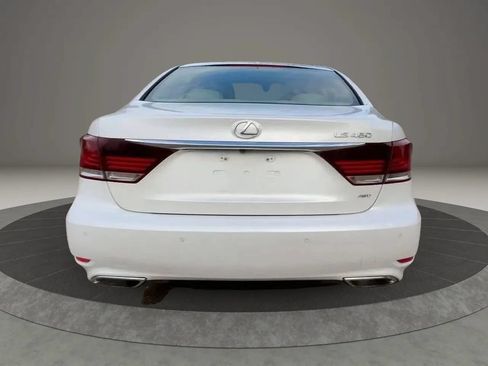 Used 2015 Lexus LS 460 AWD w/ Comfort Package image 3