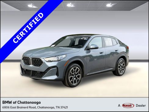 Certified 2025 BMW X2 xDrive28i AWD/4WD image 1