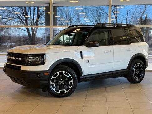 Used 2022 Ford Bronco Sport Outer Banks w/ Tech Package image 1