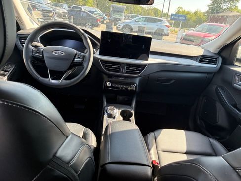Used 2023 Ford Escape Platinum AWD/4WD image 20