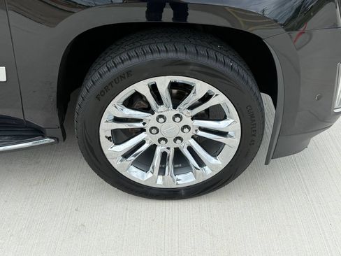 Used 2018 Cadillac Escalade Premium Luxury w/ LPO, Radiant Package AWD/4WD image 51