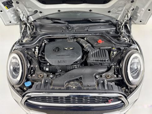 Used 2018 MINI Cooper S image 37