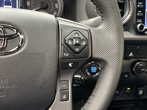 Used 2023 Toyota Tacoma TRD Sport image 20