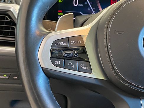 Certified 2025 BMW X6 xDrive40i image 18