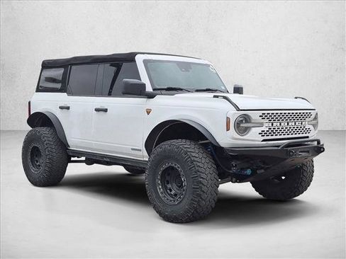 Used 2022 Ford Bronco Badlands AWD/4WD image 3