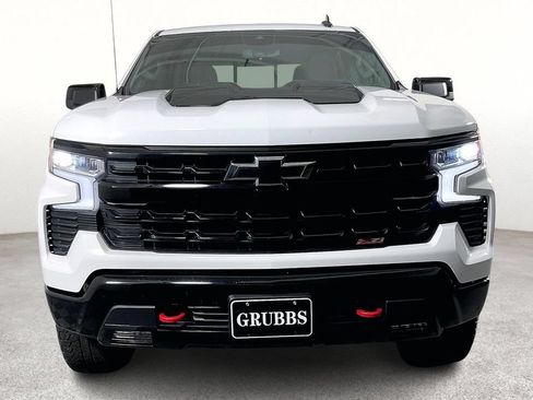 Used 2025 Chevrolet Silverado 1500 LT Trail Boss w/ Convenience Package II AWD/4WD image 5