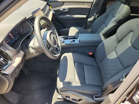 New 2026 Volvo XC90 B6 Plus w/ Protection Package Premier AWD/4WD image 9