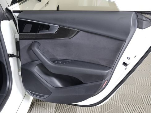 Used 2022 Audi S5 Premium image 27