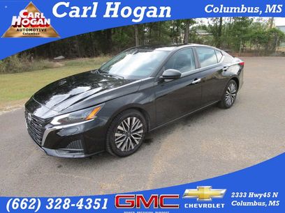 Used 2024 Nissan Altima 2.5 SV