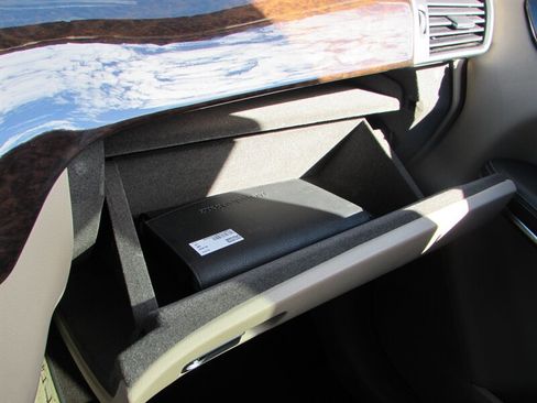 Used 2014 Mercedes-Benz GL 450 4MATIC image 18