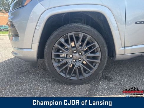 Used 2023 Jeep Compass High Altitude AWD/4WD image 9
