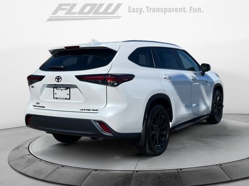 New 2026 Toyota Highlander Limited AWD/4WD image 7