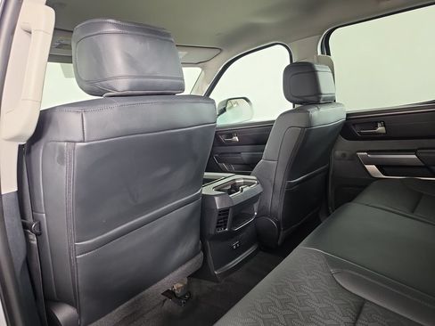 Used 2024 Toyota Tundra SR5 w/ SR5 Premium Package AWD/4WD image 31