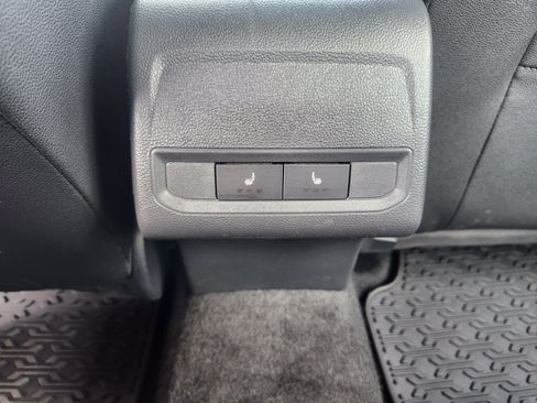 Used 2024 Volkswagen Jetta SEL FWD image 30
