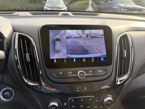 Used 2023 Chevrolet Equinox RS image 15