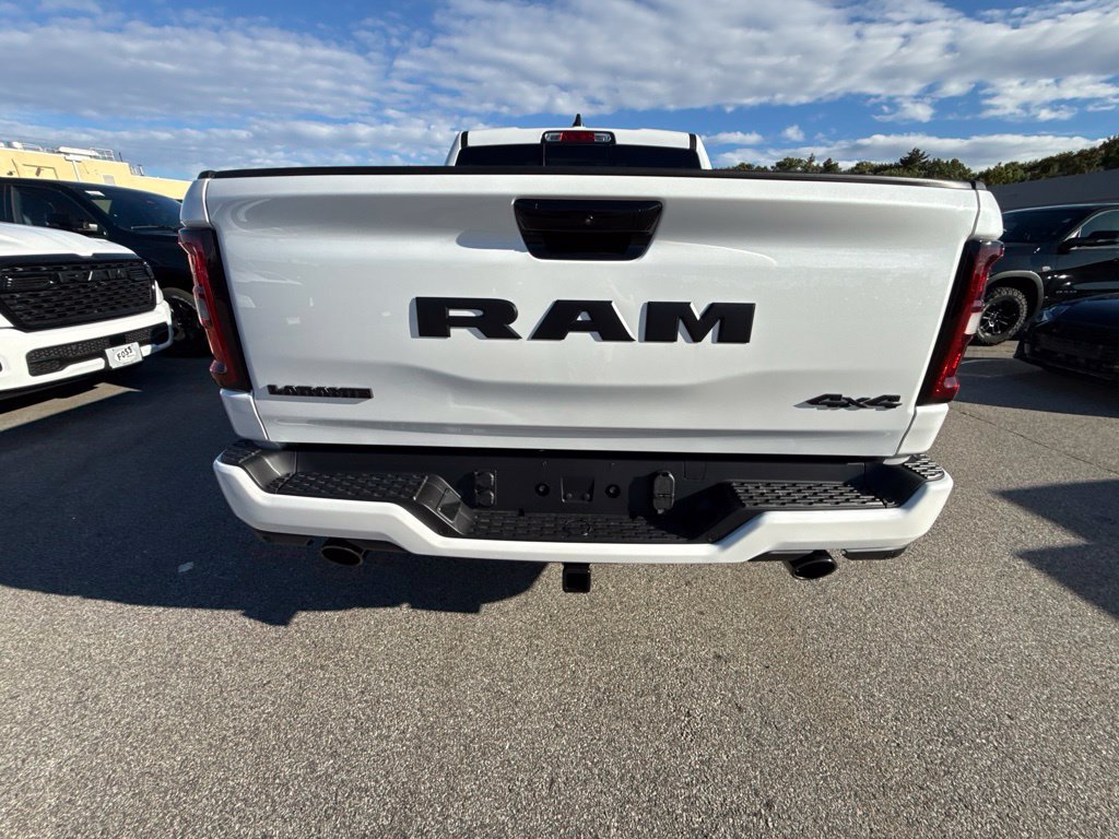 New 2027 RAM 1500 Laramie AWD/4WD image 4