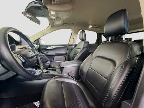 Used 2020 Ford Escape SEL image 22