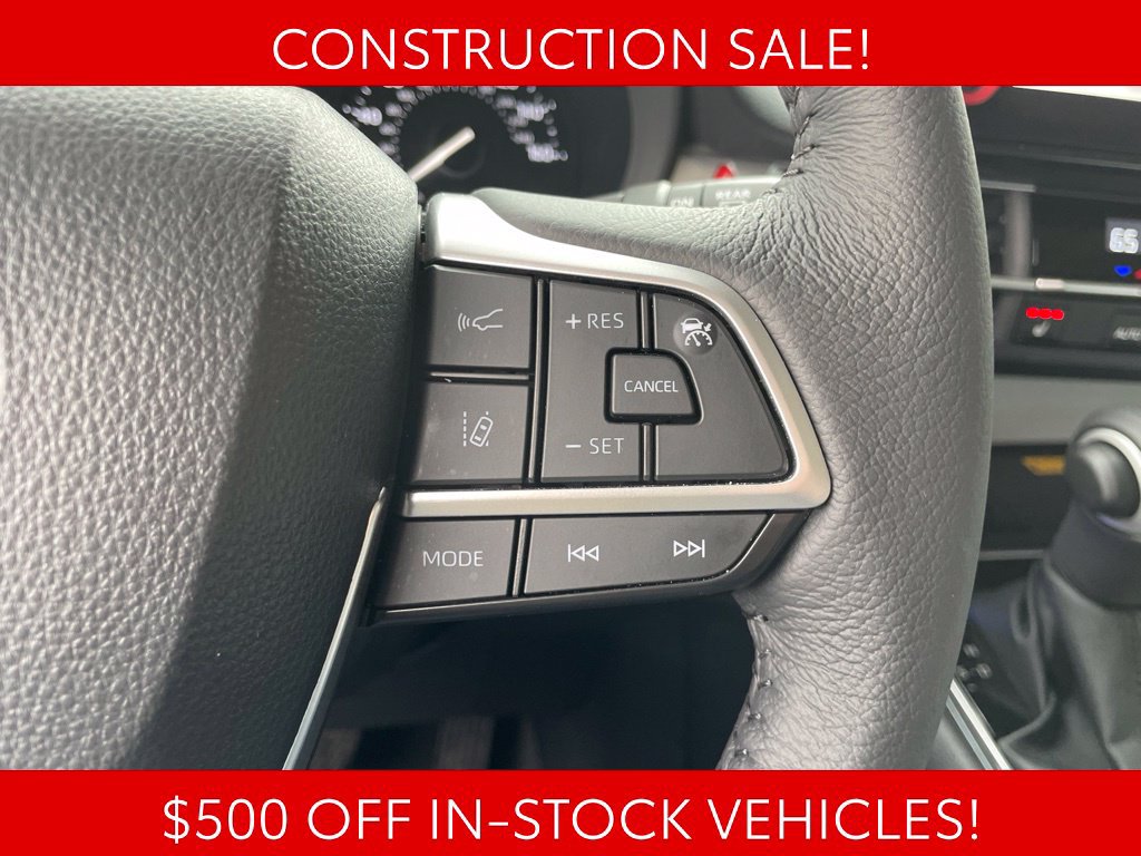 Used 2026 Toyota Sienna XLE AWD/4WD image 28