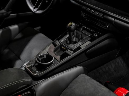 Used 2022 Porsche 911 GT3 image 21