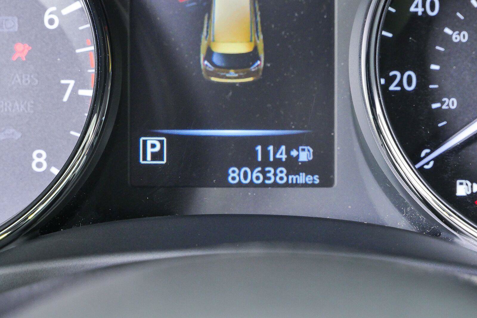 Used 2017 Nissan Rogue SV FWD image 14