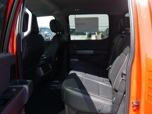 New 2026 Ford F350 Lariat w/ Chrome Package AWD/4WD image 24