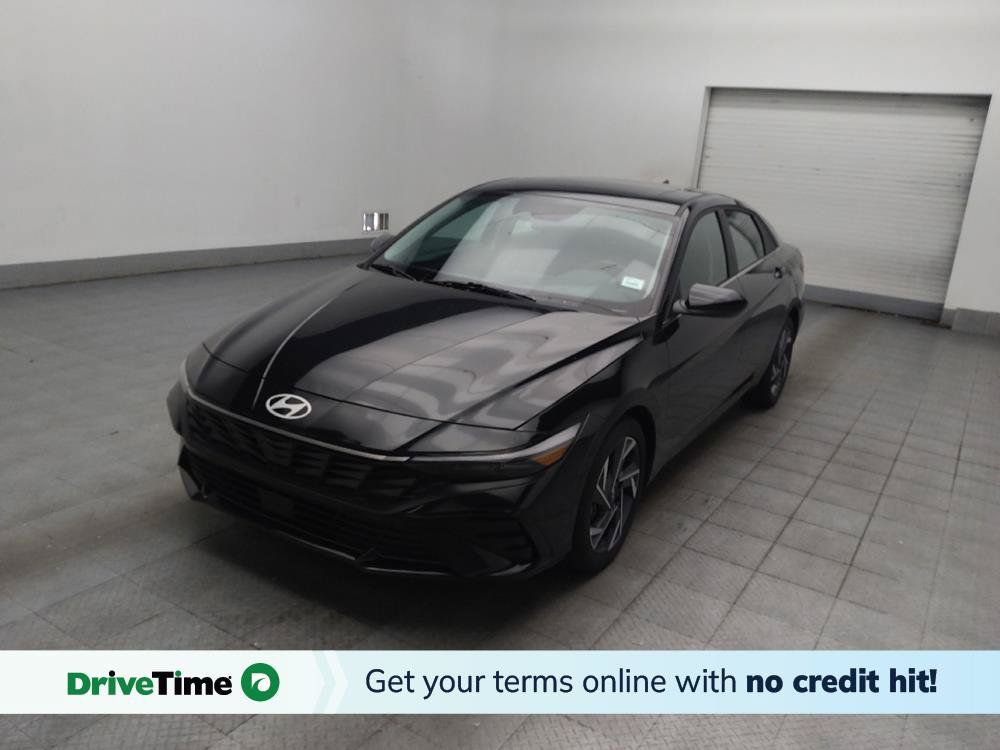 Used 2025 Hyundai Elantra SEL FWD image 1