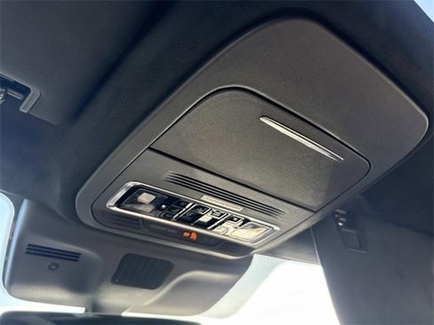 New 2026 Lincoln Navigator L Black Label image 30