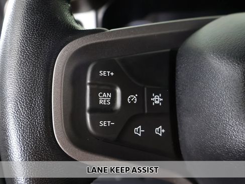 Used 2023 Ford Bronco Outer Banks w/ Sasquatch Package AWD/4WD image 5