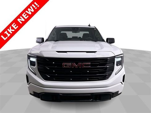 Used 2023 GMC Sierra 1500 Pro w/ Graphite Edition image 3