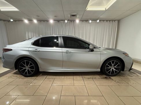 Certified 2024 Toyota Camry SE image 6