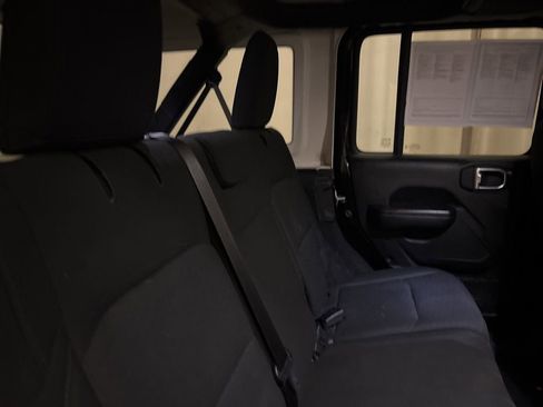 Used 2020 Jeep Wrangler Unlimited Sport S image 18